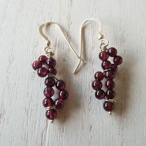 ⭐Garnet bead earring